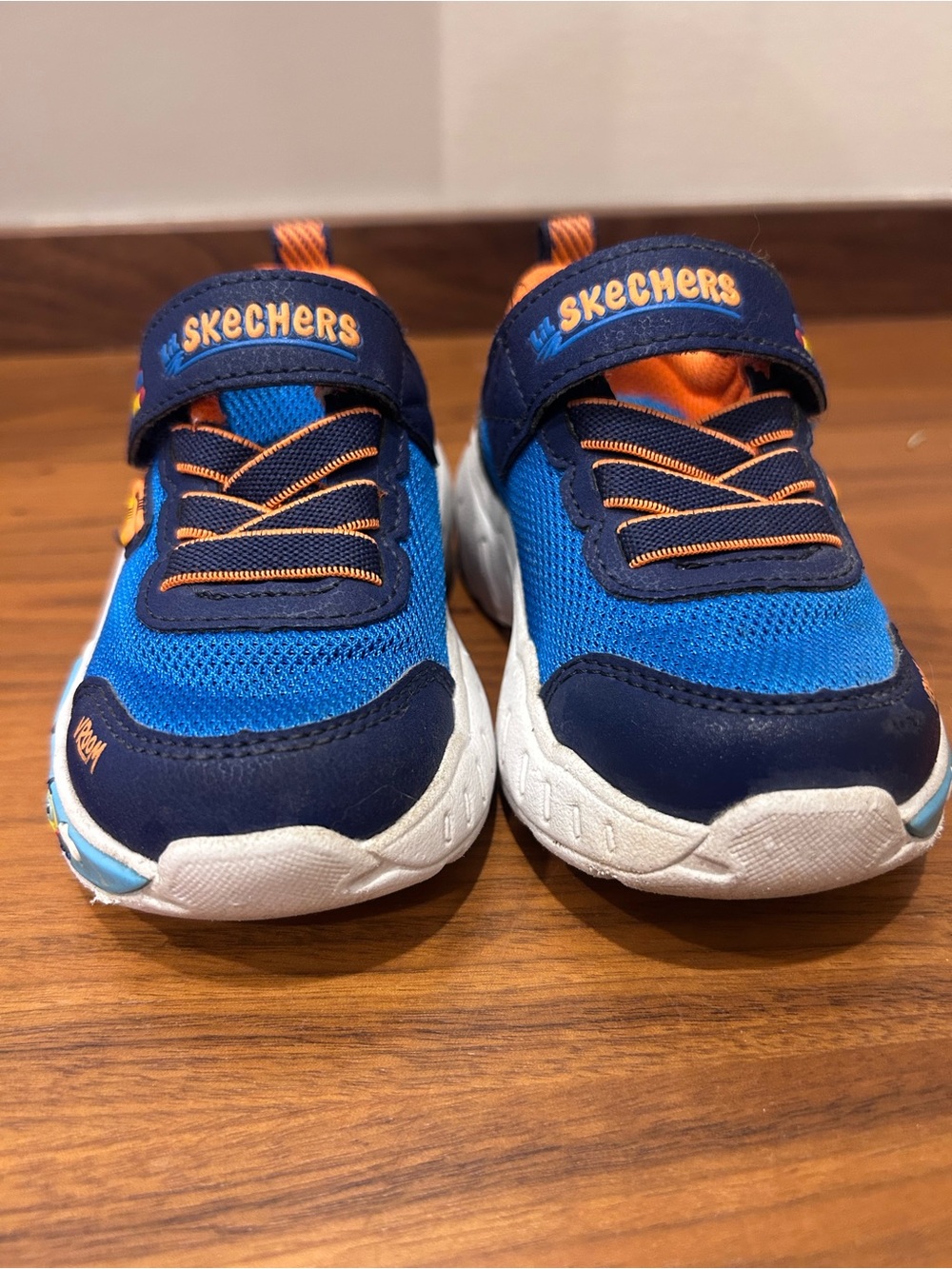 Skechers Kids Blue and Orange Airplane sneakers